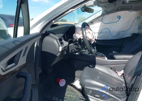 2018 Audi Q7 2.0T Premium z USA, uszkodzony, nr VIN WA1LHAF78JD013552